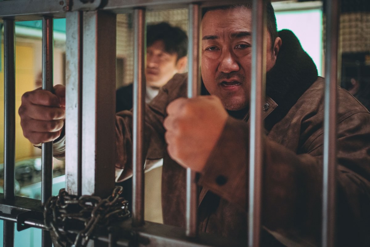 《犯罪都市》系列作超越《鳴梁》為首部的「李舜臣三部曲」破韓國系列電影票房紀錄！