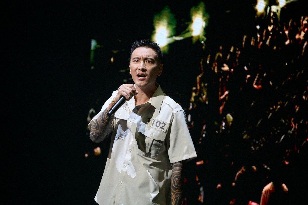 「角頭 GATAO 唱演會」王陽明大聲怒吼嗆觀眾：「欸！去哪？我說結束才結束！都給我坐下！」