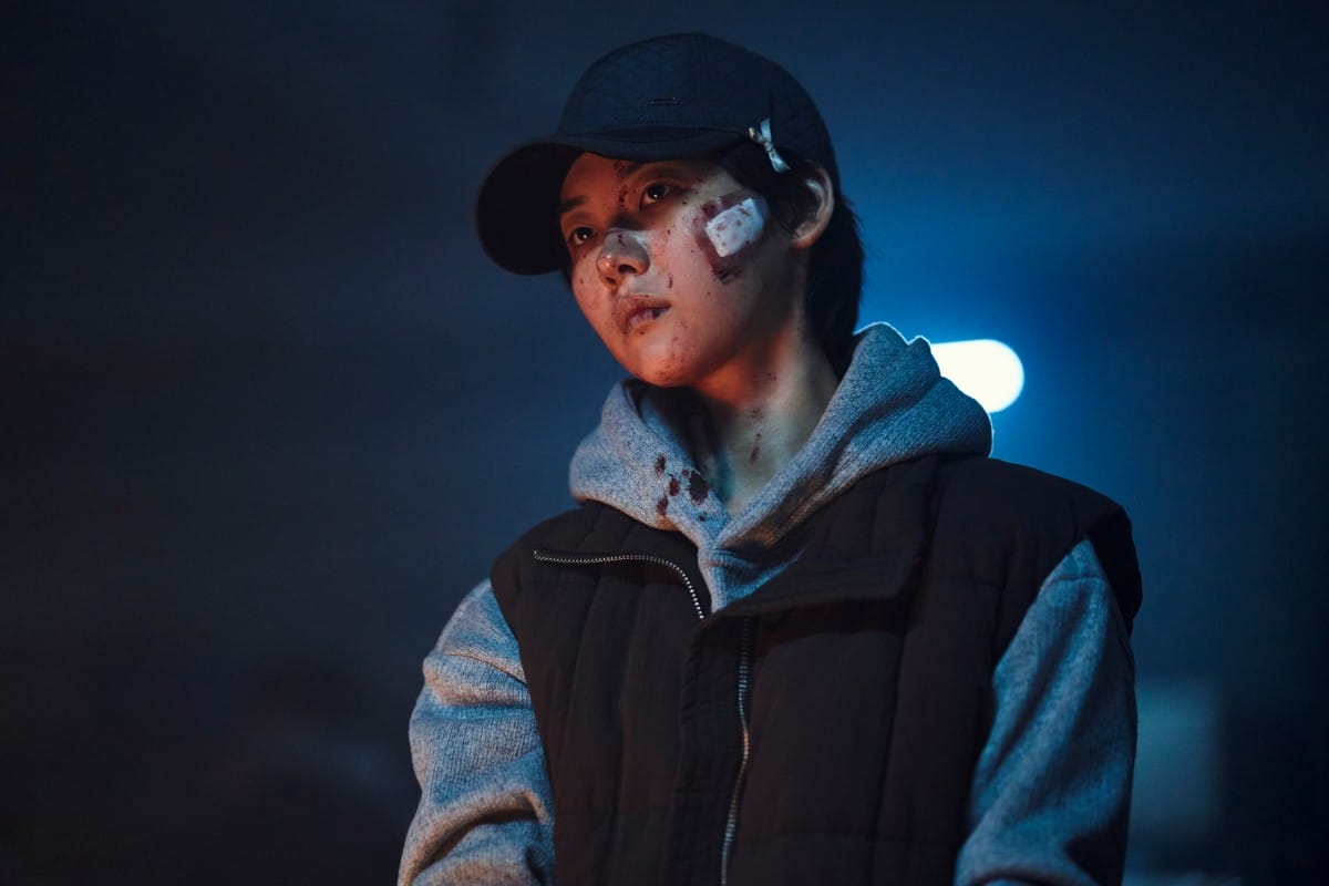 今夏最強血腥動作片《暴君》4集一次上線!《魔女》血腥美學回歸!金宣虎完美黑化、瘋批「爆頭哥」車勝元殺人不眨眼 - 第4張圖 Disney+韓劇《暴君》金宣虎、車勝元、金剛于、趙允秀