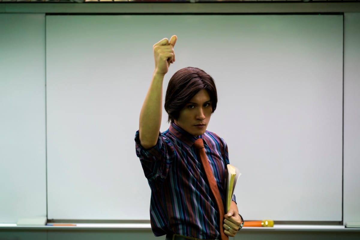 Netflix《正港分局》邰智源睽違十年回歸演出!成為「成語殺人魔」超離奇殺人手法+恐怖儀式曝光! - 第5張圖 Netflix《正港分局》YELLOW黃宣首次跨界參演影集挑戰當補教名師