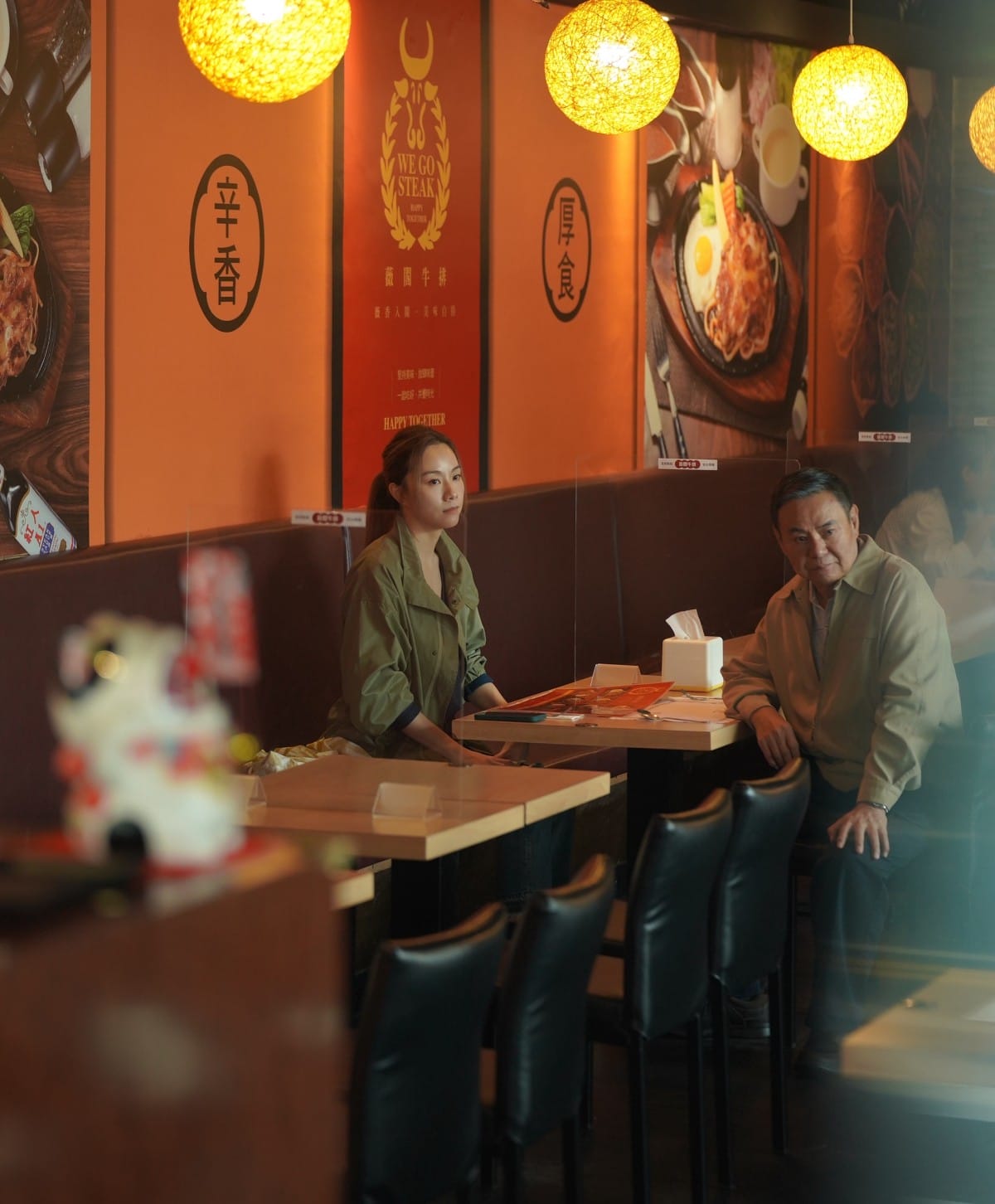 《愛情城事》蔡振南、鄧麗欣對戲意外擦出火花，默契讓導演黃綺琳和監製曾寶儀很滿意