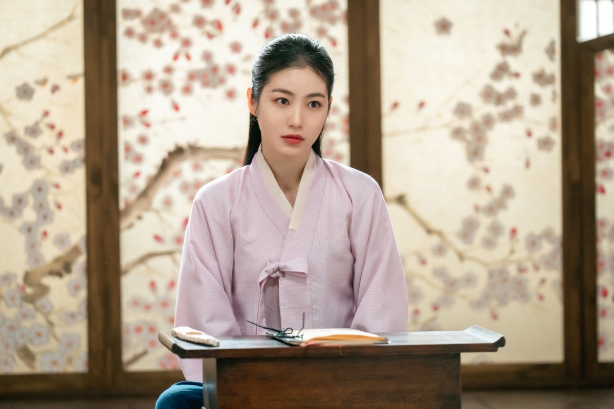 全女性熱血成長劇《正年》開播!金泰梨「當上偶像練習生」!花三年苦學聲樂,就為化身「正年」 - 第5張圖 《正年》金允慧、辛叡恩、金泰梨、鄭恩彩劇照