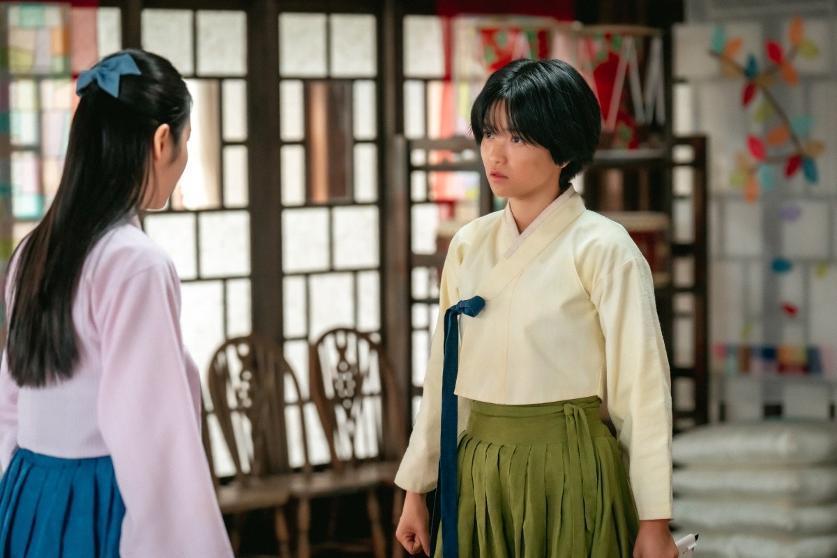 全女性熱血成長劇《正年》開播!金泰梨「當上偶像練習生」!花三年苦學聲樂,就為化身「正年」 - 第4張圖 《正年》金允慧、辛叡恩、金泰梨、鄭恩彩劇照
