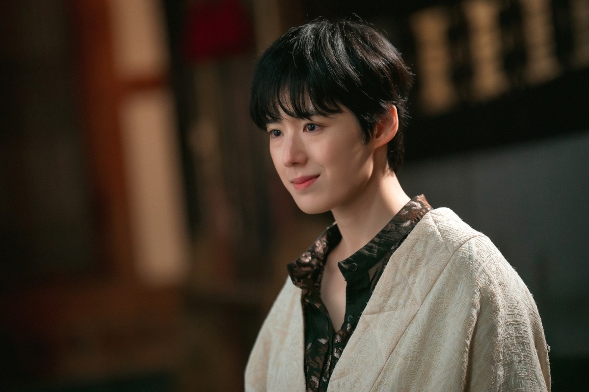 《正年》鄭恩彩化身「白馬王子」引爆話題!「劇中死對頭,戲外好姊妹」辛叡恩寫信告白金泰梨! - 第3張圖 《正年》辛叡恩、金泰梨、鄭恩彩