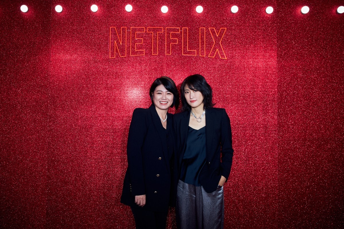 《影后》黃金主創編導嚴藝文、監製丁長鈺攜手登上釜山影展紅毯