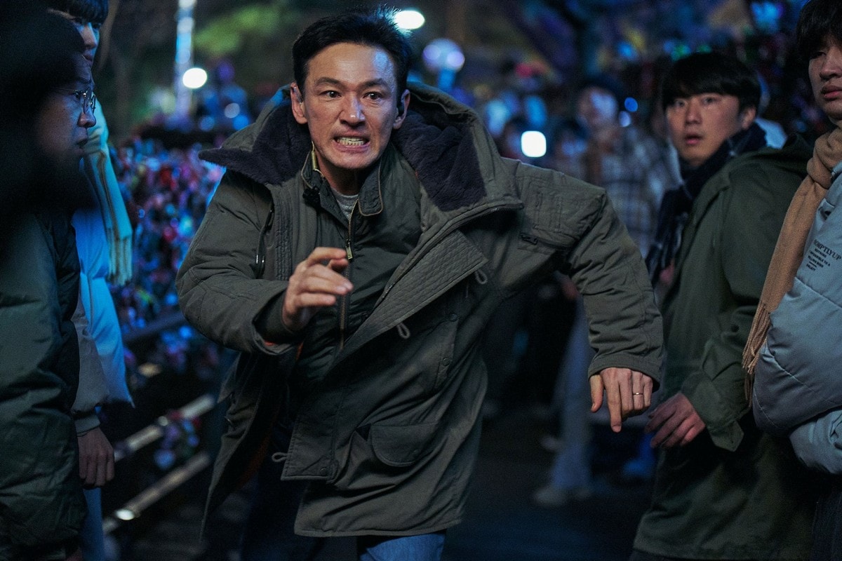 《辣手警探2》蟬聯韓國雙週票房冠軍！觀影人次狂飆超越《破墓》《犯罪都市4》！