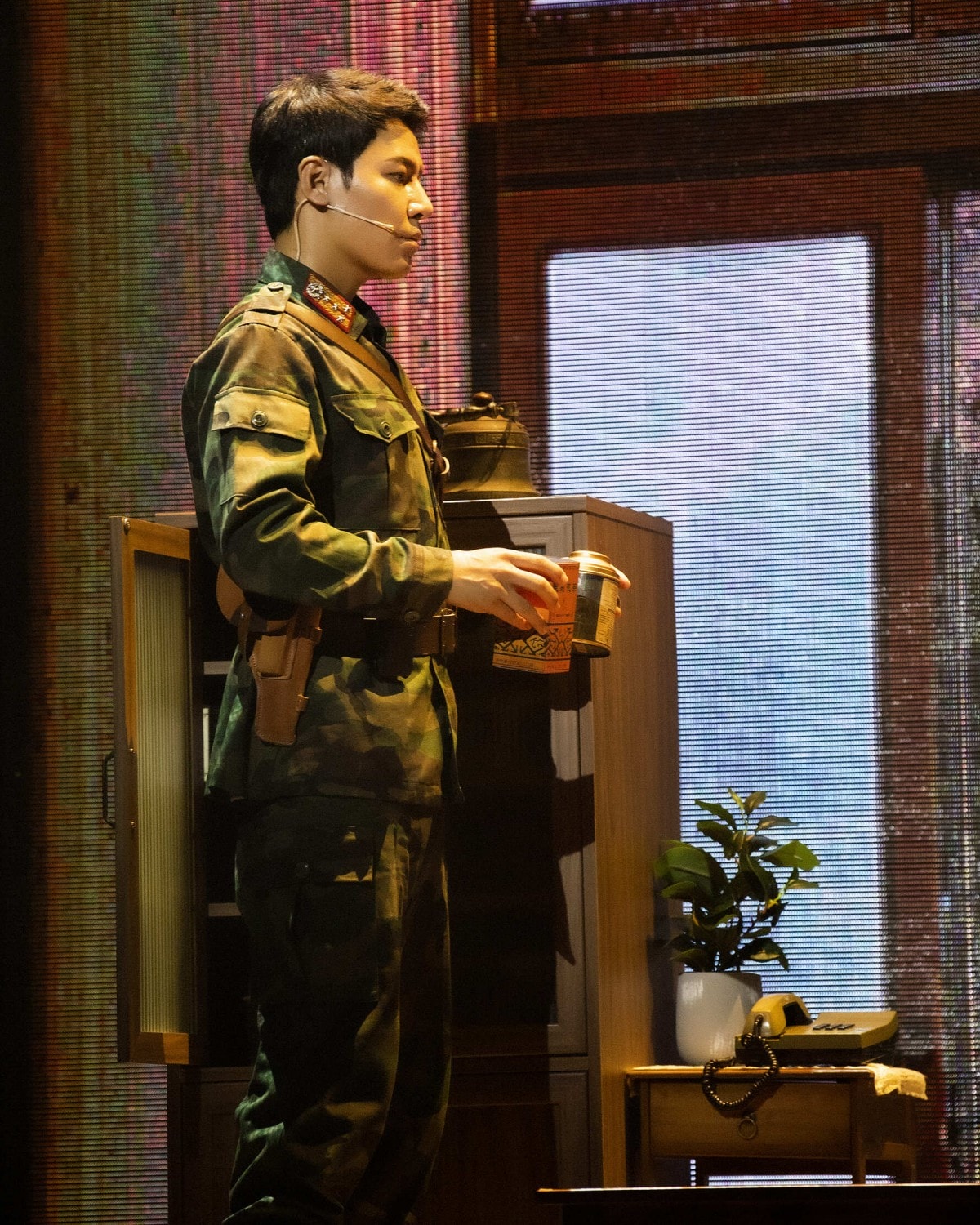 李奎炯在《愛的迫降：旗艦版》挑樑化身北韓帥氣軍官「利正赫」