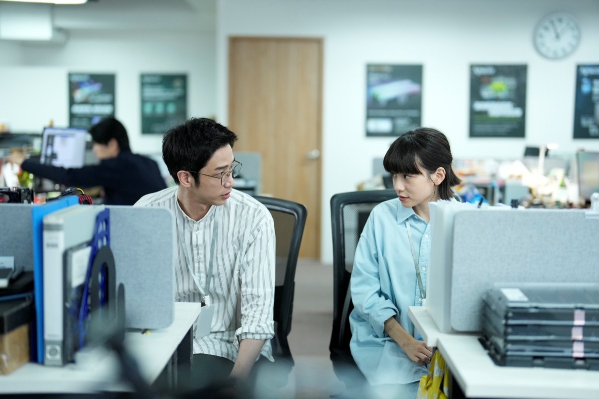 Netflix《童話故事下集》姚愛寗成單親媽媽-與劉以豪職場關係曖昧