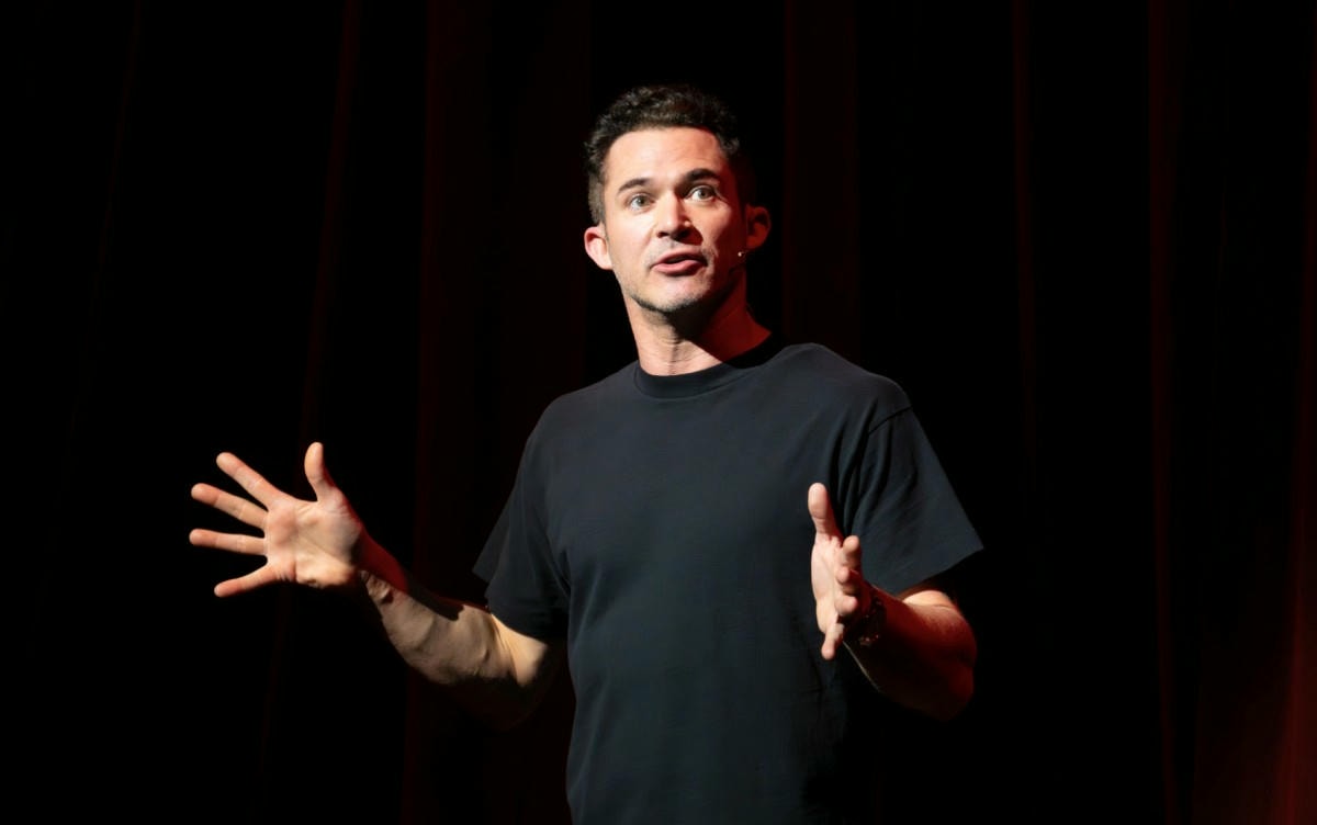 .Netflix 脫口秀《Justin Willman: Magic Lover》6/17