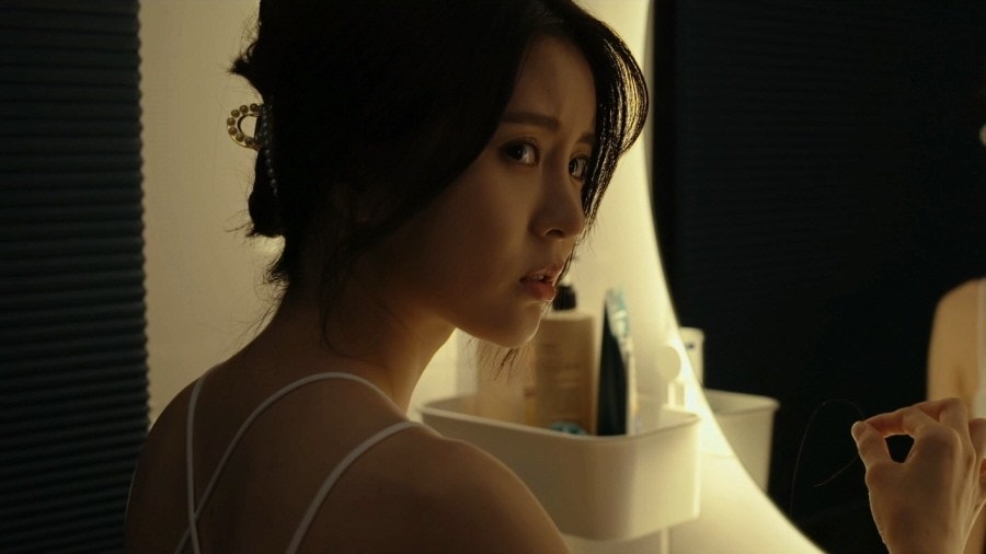 驚悚鉅獻《怒女》金睿意在本作中飾演演員後輩