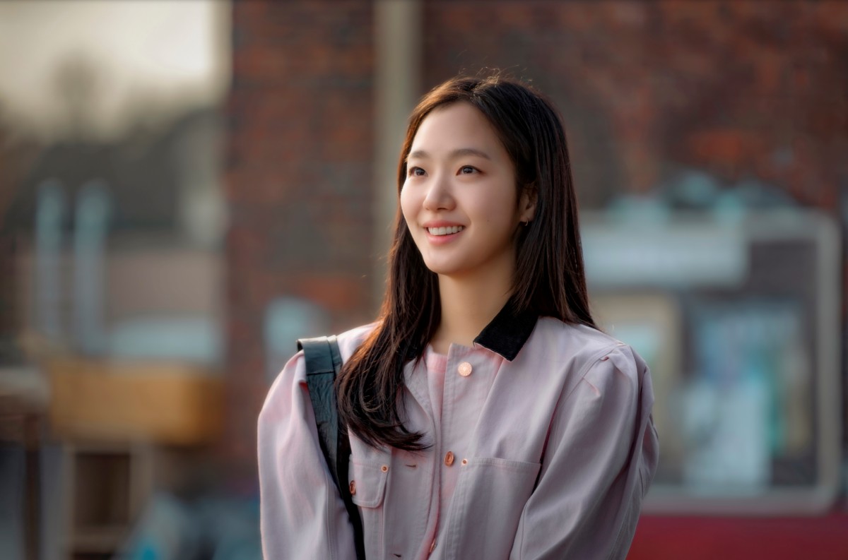 Netflix影集《妳和其餘的一切》 9/12