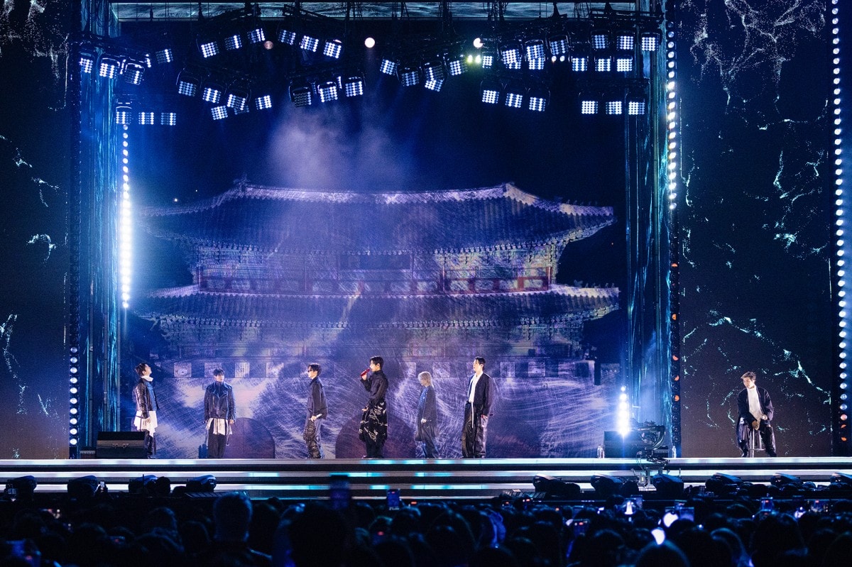 BTS_Group_LivePerformance