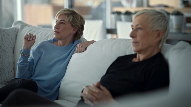 【2026 Netflix 6月片單推薦】蘇志燮《金特務:本色回歸》、金武烈《鐵拳教育》、孔明《人夫總動員》、崔顯旭《末行手記》眾男神新作登場! - 第11張圖 Netflix紀錄片《網壇傳奇雙嬌:並肩決勝局》6/26