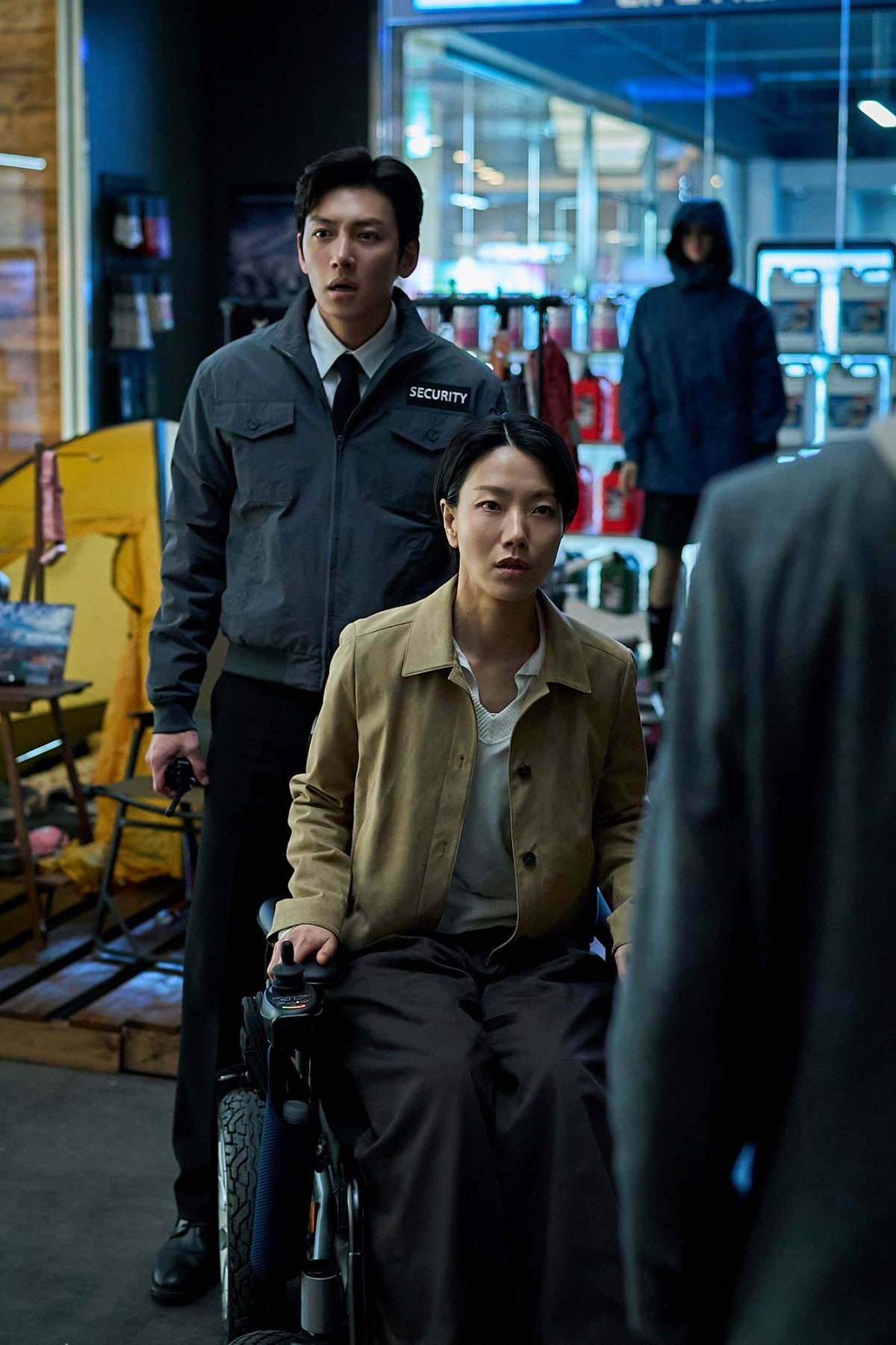 《屍速列車》延尚昊打造全新活屍恐怖片！《屍速禁區》池昌旭在本作中飾演努力保護姊姊的角色