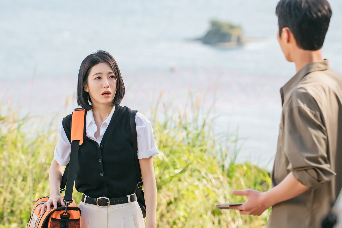 Disney+治癒海島韓劇《醫到孤島愛上你》熱播:李宰旭入伍前告別作!合體多年好友辛叡恩,自嘲是「愛撒嬌的男人」 - 第4張圖 Disney+《醫到孤島愛上你》李宰旭攜手辛叡恩共譜海島治癒戀曲